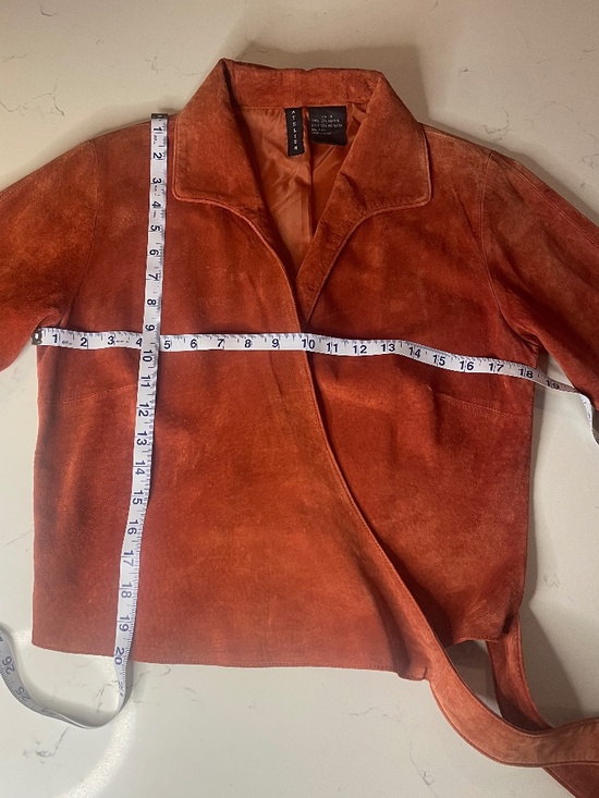 Vintage Atelier Suede Wrap Jacket in Rust Treeacotta SIze Small - Picture 4 of 8